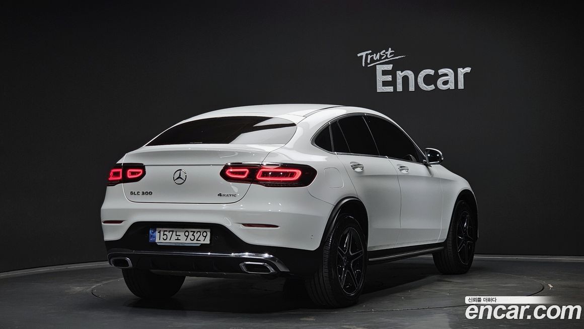 Mercedes-Benz GLC-Class 2023