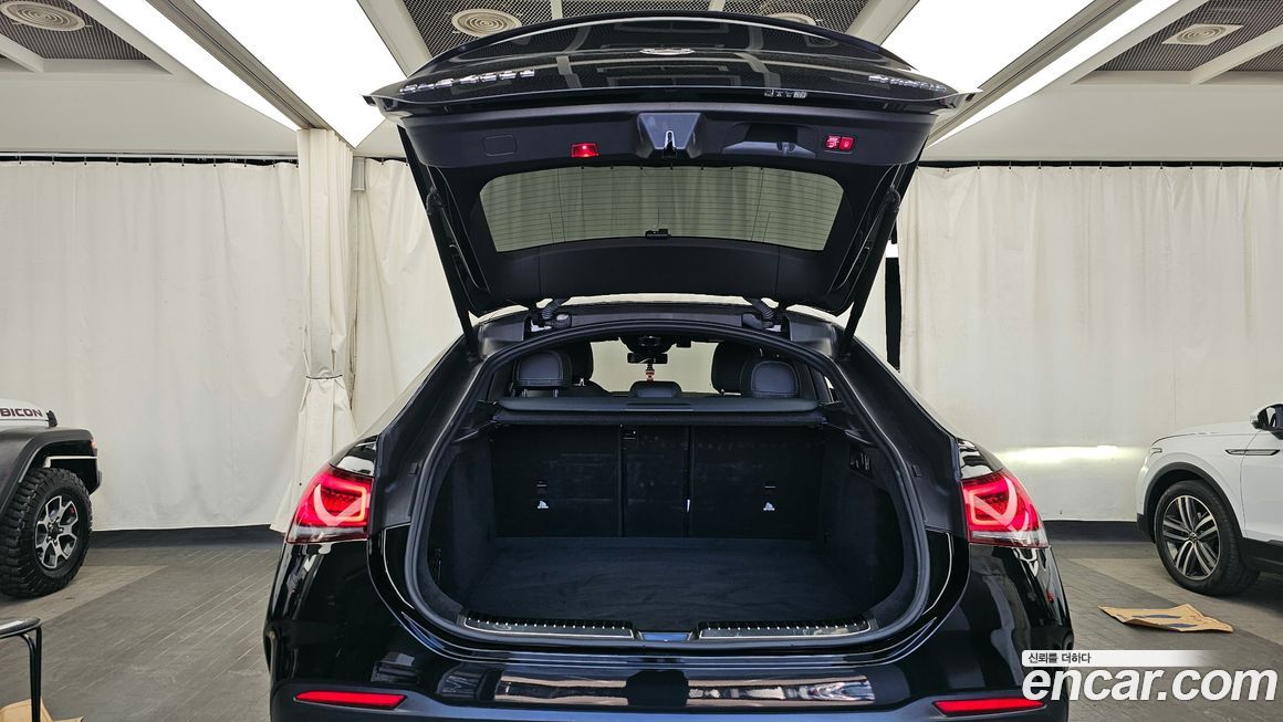 Mercedes-Benz GLE-Class 2023