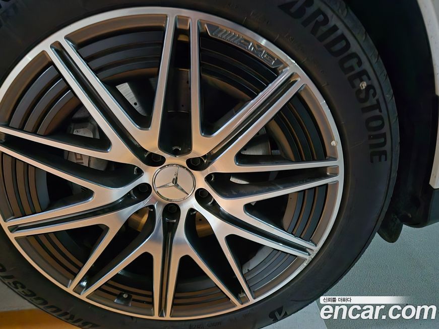 Mercedes-Benz GLC-Class 2024