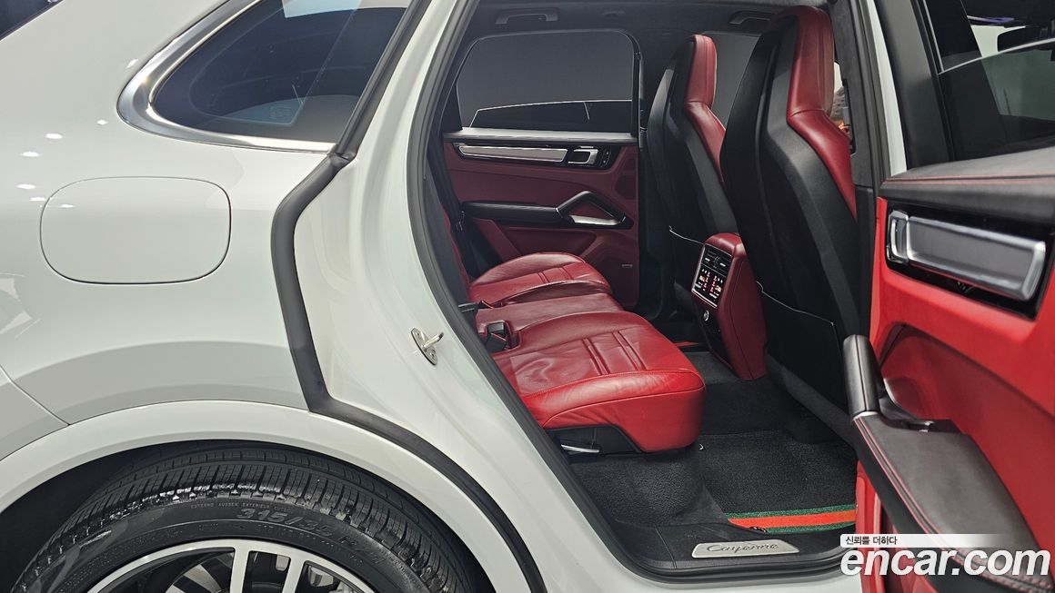 Porsche Cayenne 2020