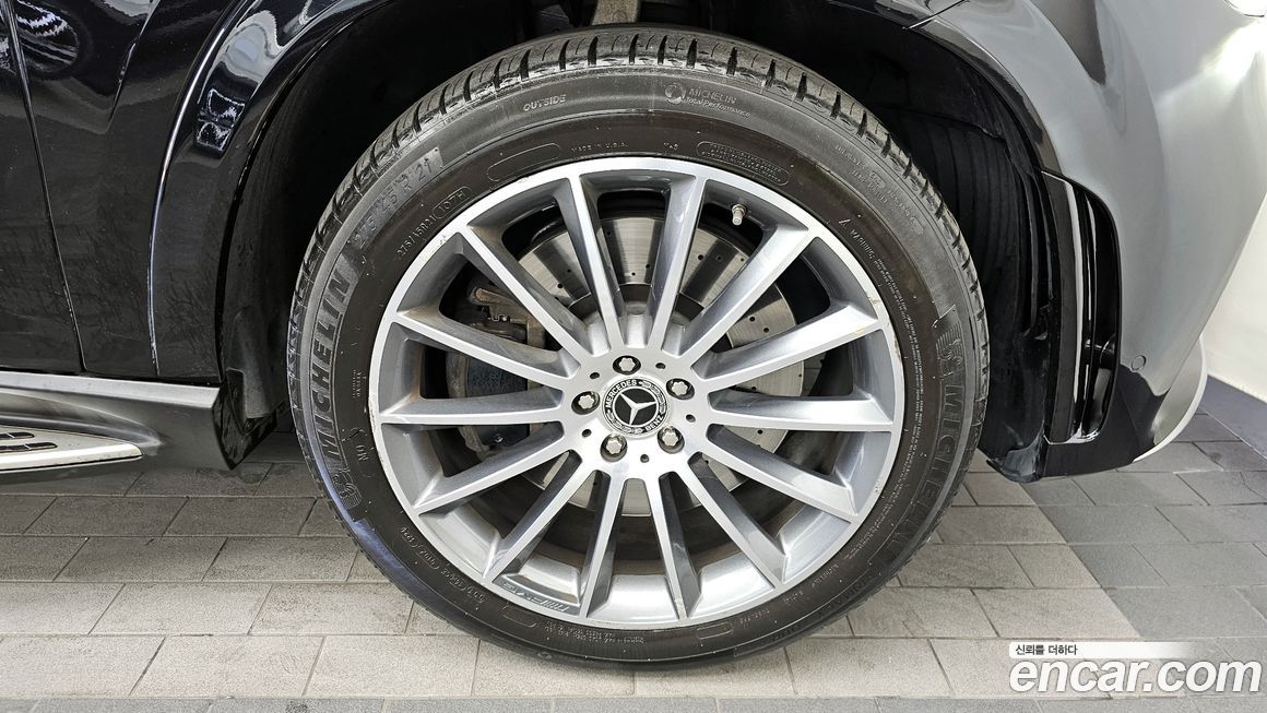 Mercedes-Benz GLE-Class 2023