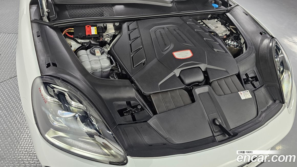 Porsche Cayenne 2020