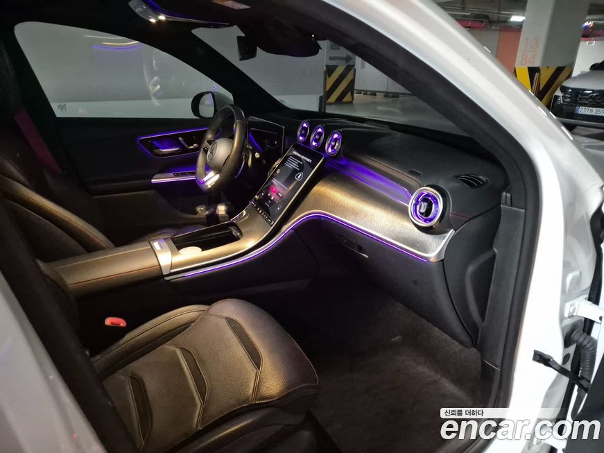 Mercedes-Benz GLC-Class 2024