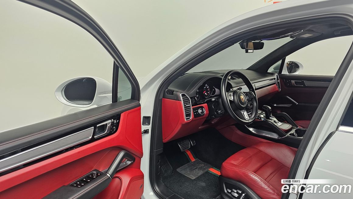 Porsche Cayenne 2020