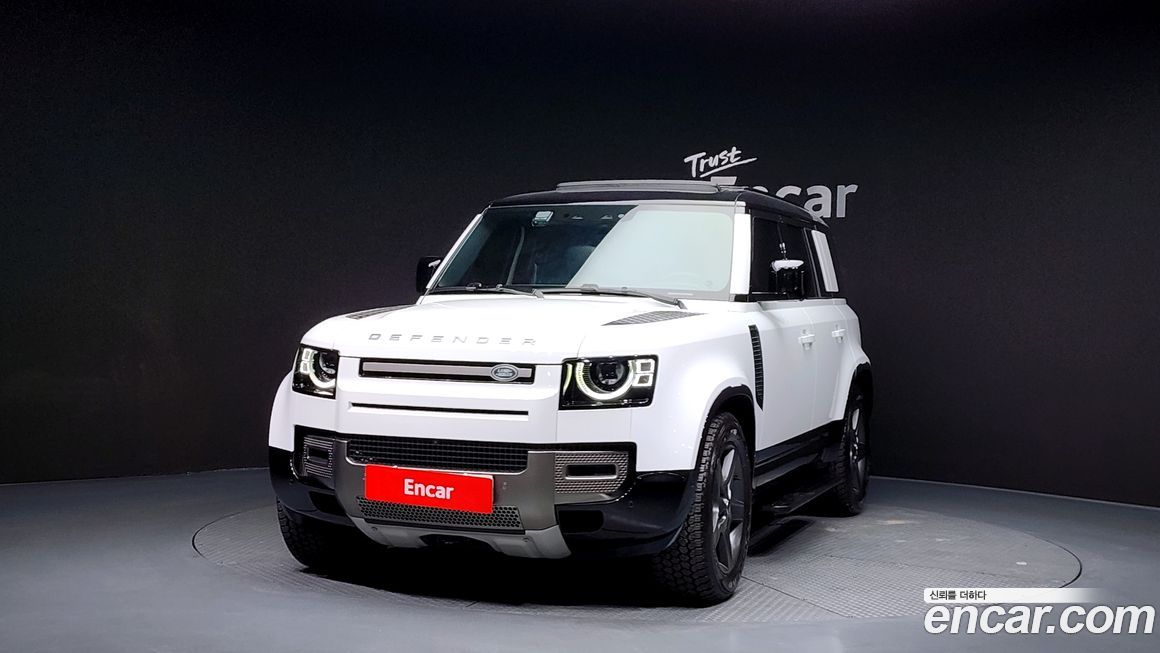 Land Rover Defender 2025