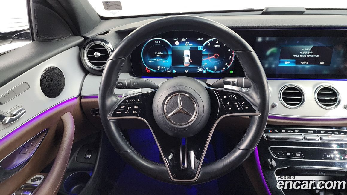 Mercedes-Benz E-Class 2021