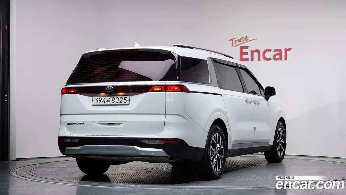 Kia Canival 2021