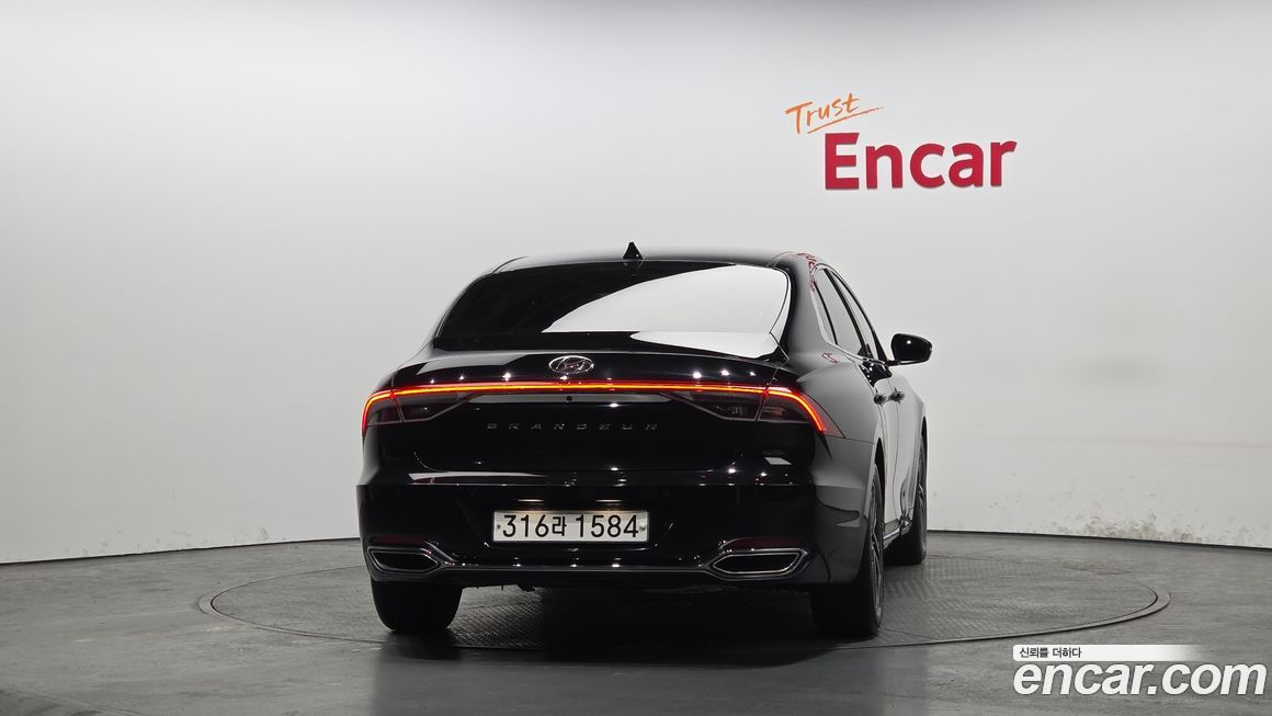 Hyundai Grandeur 2020