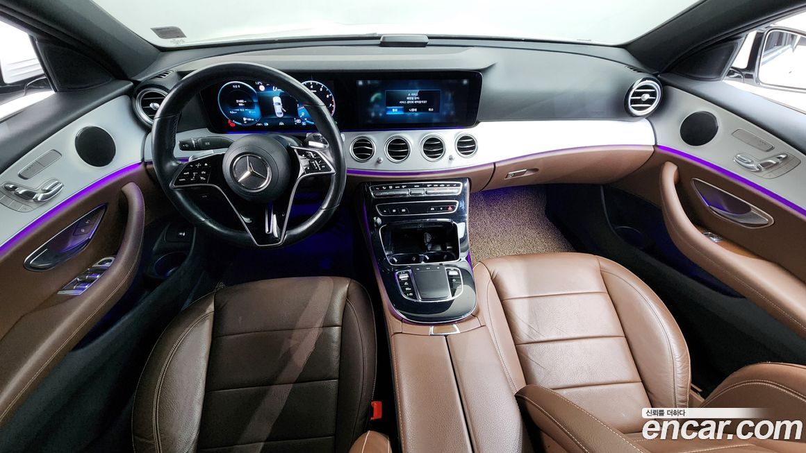 Mercedes-Benz E-Class 2021