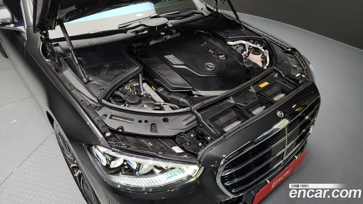 Mercedes-Benz S-Class 2022