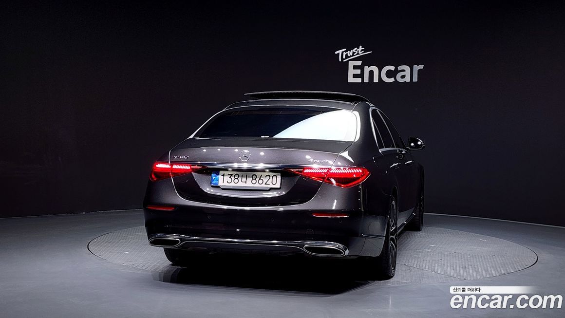 Mercedes-Benz S-Class 2022