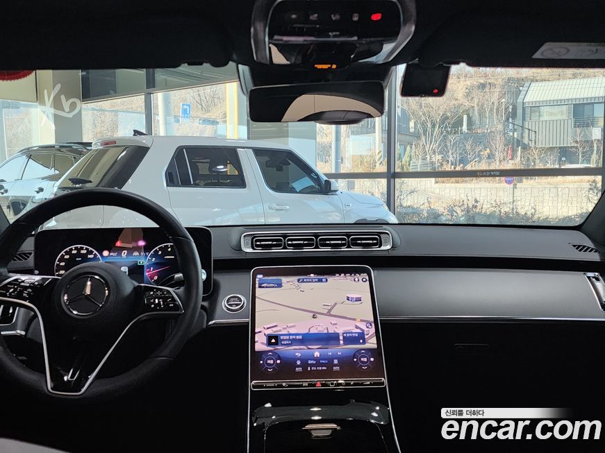 Mercedes-Benz S-Class 2023