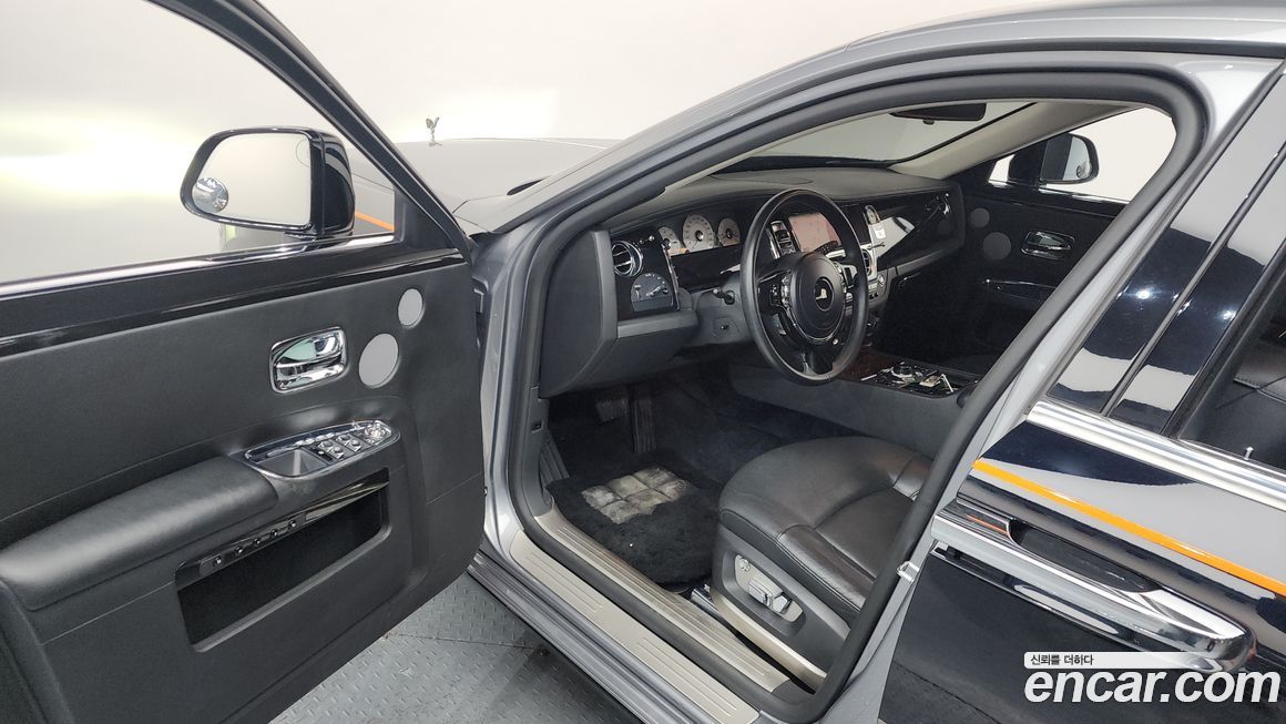 Rolls-Royce Ghost 2013