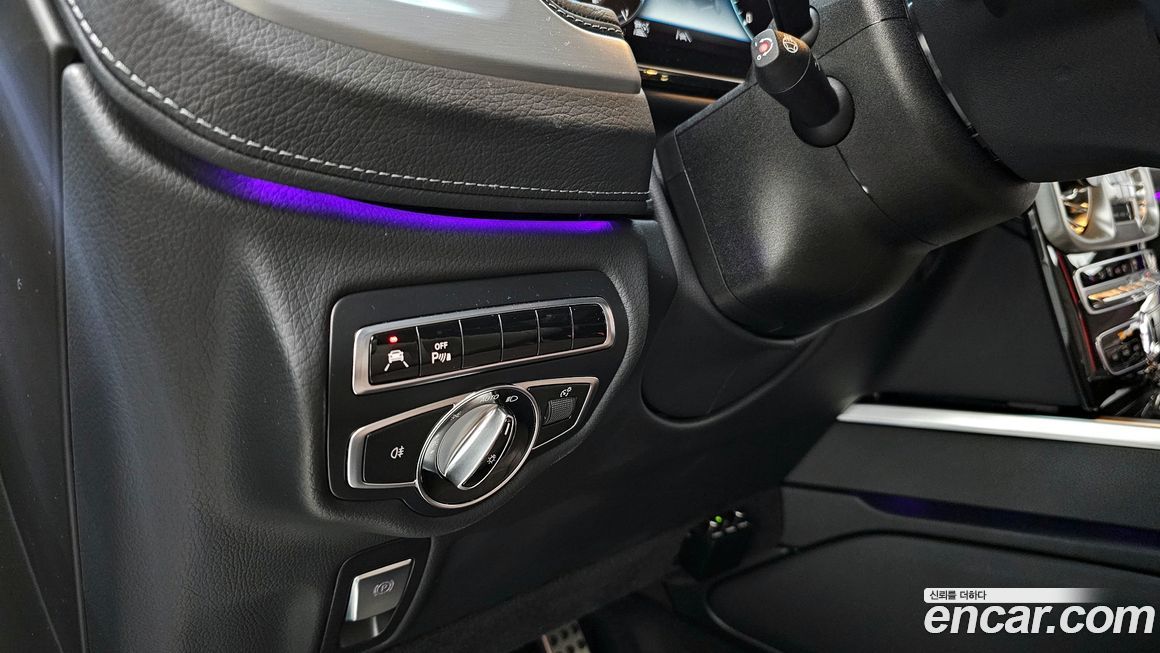 Mercedes-Benz G-Class 2024