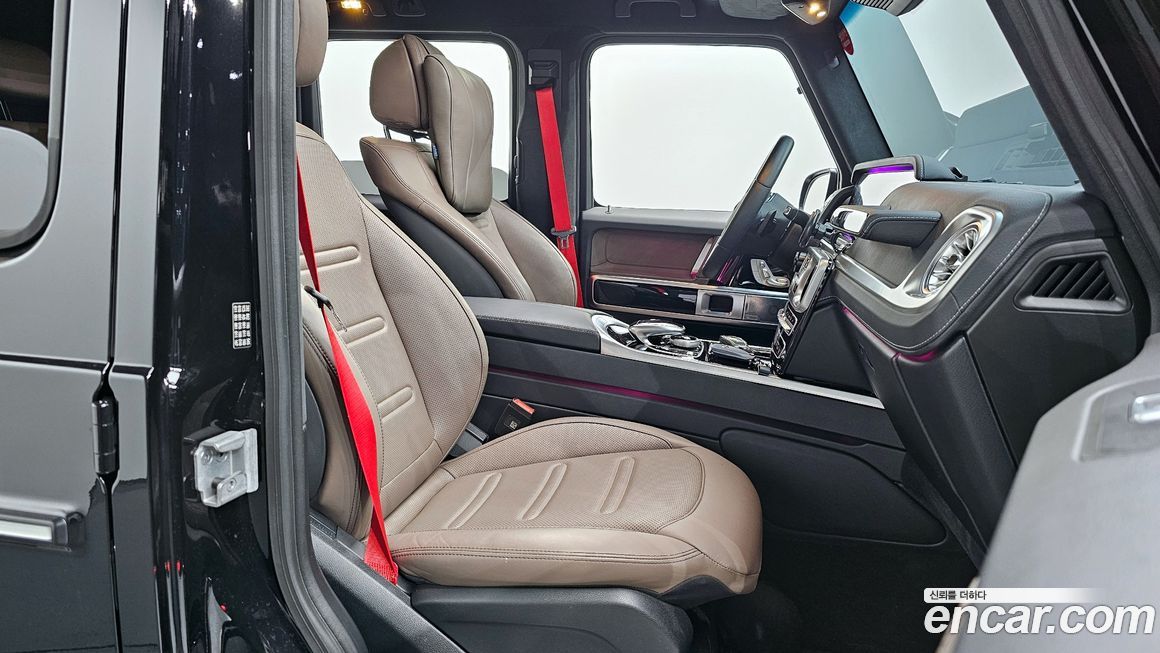 Mercedes-Benz G-Class 2024