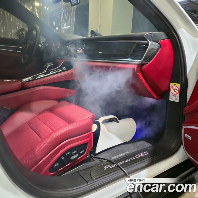 Porsche Panamera 2022