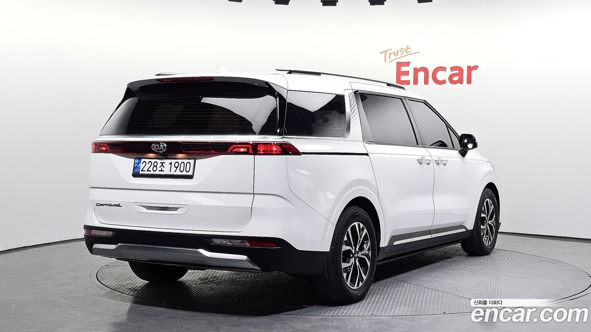 Kia Canival 2021