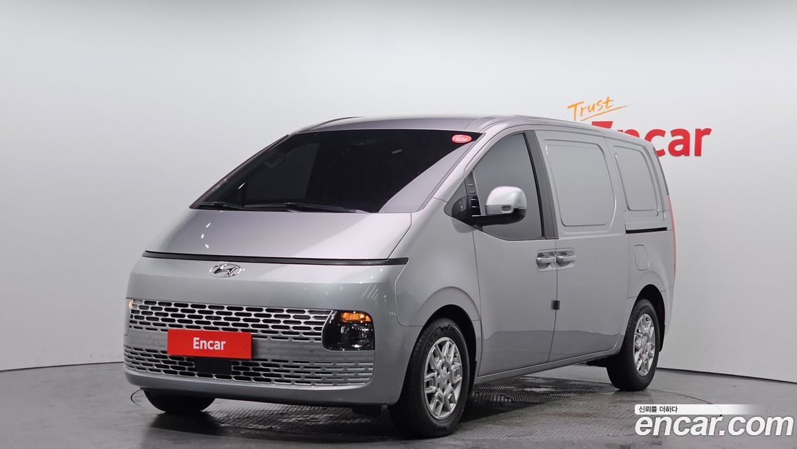 Hyundai Staria 2023