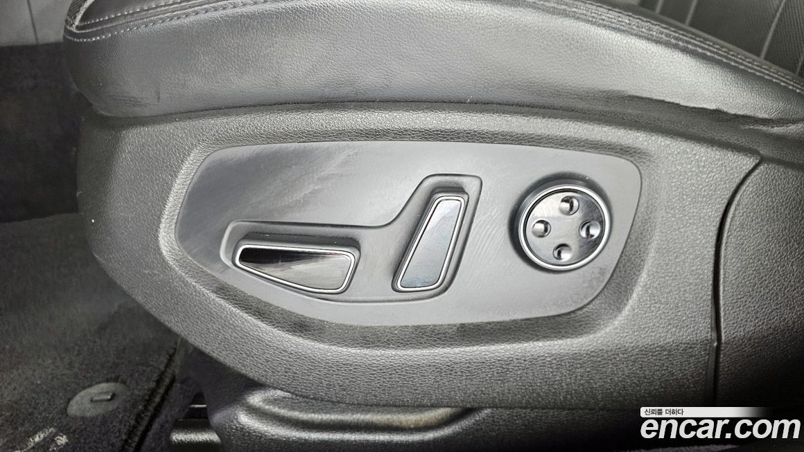 Hyundai Genesis 2015