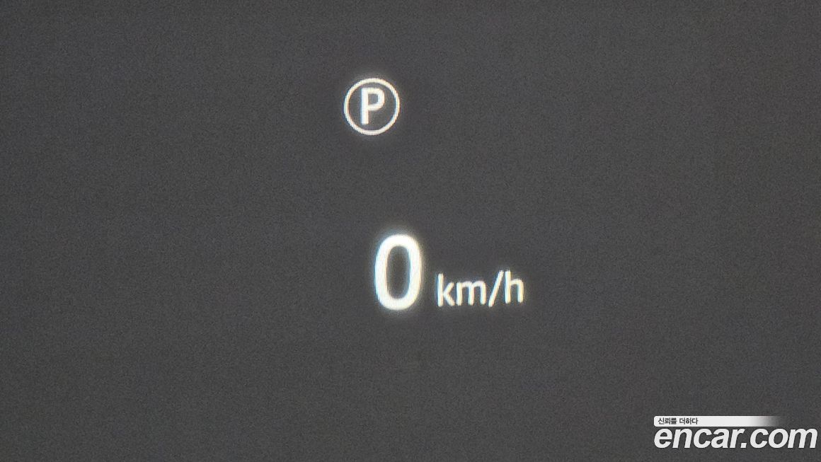 Land Rover Defender 2023