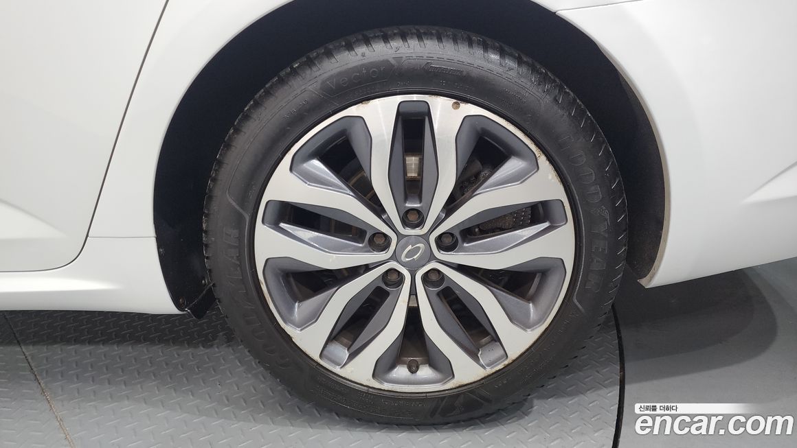 Renault-KoreaSamsung SM6 2016