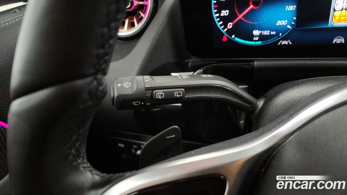 Mercedes-Benz EQA 2021