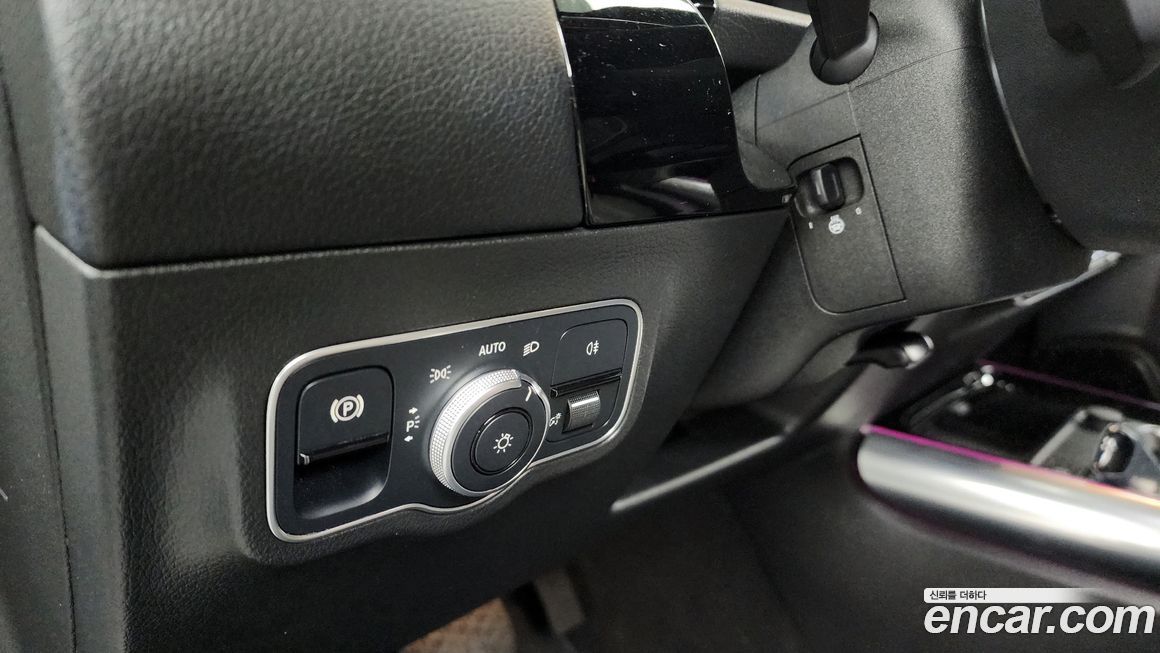 Mercedes-Benz EQA 2021