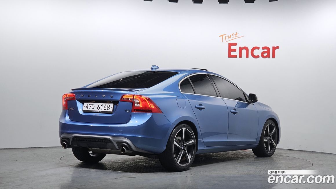 Volvo S60 2015