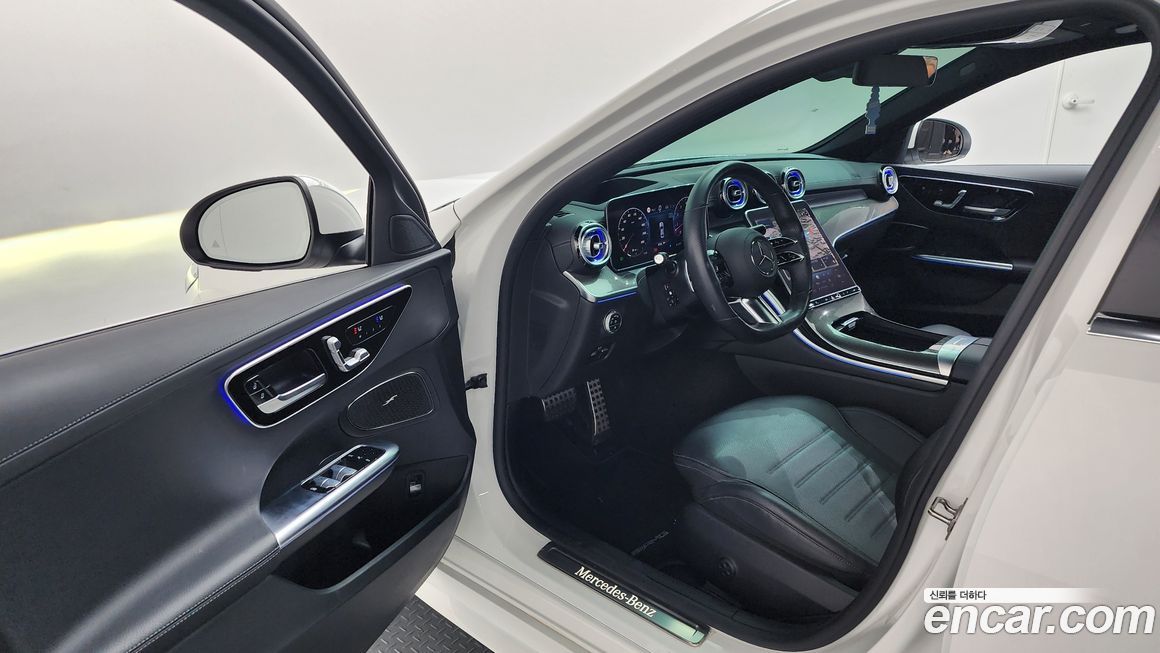 Mercedes-Benz C-Class 2022