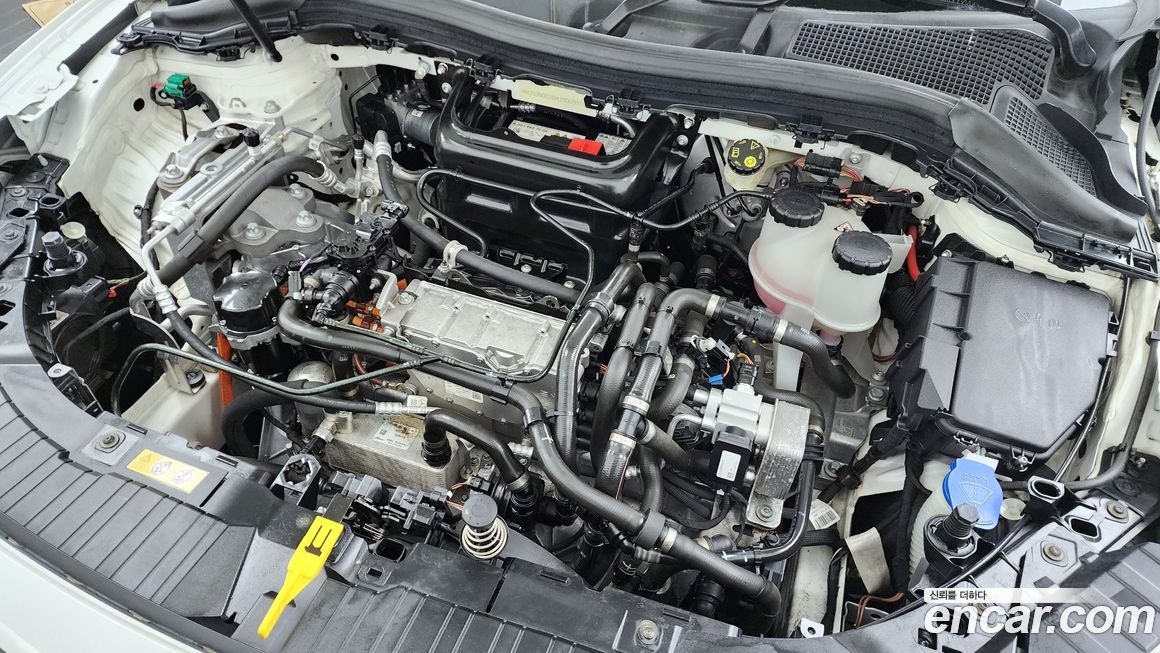 Mercedes-Benz EQA 2021