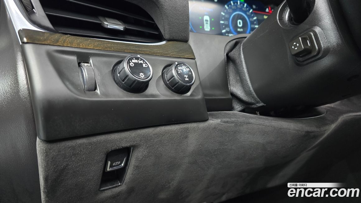 Cadillac Escalade 2018