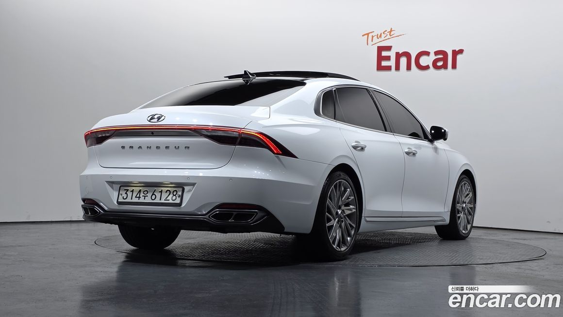 Hyundai Grandeur 2020