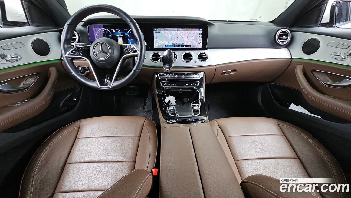 Mercedes-Benz E-Class 2021