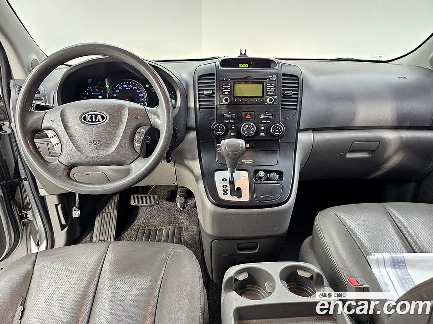 Kia Canival 2012