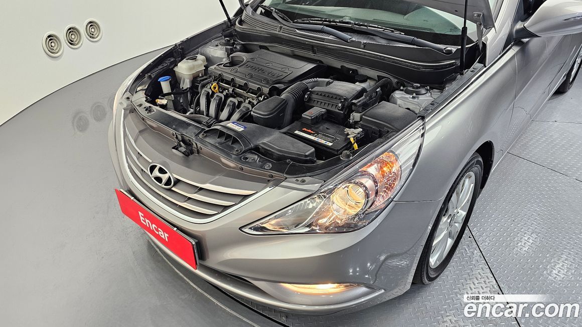 Hyundai Sonata 2012