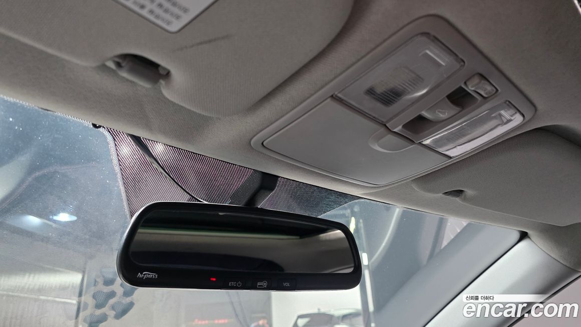 Hyundai Veloster 2012