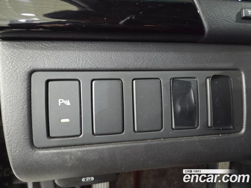 Kia OPIRUS 2010