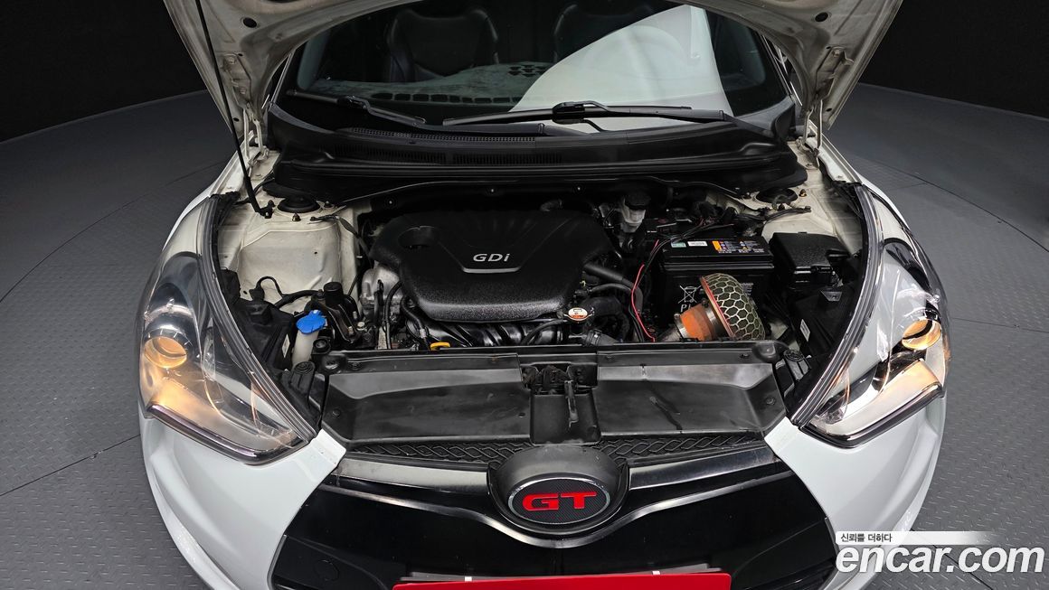 Hyundai Veloster 2012