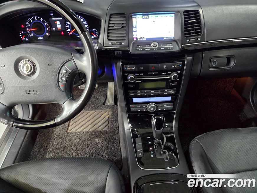 Kia OPIRUS 2010