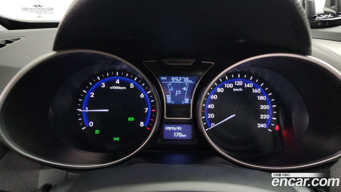 Hyundai Veloster 2012