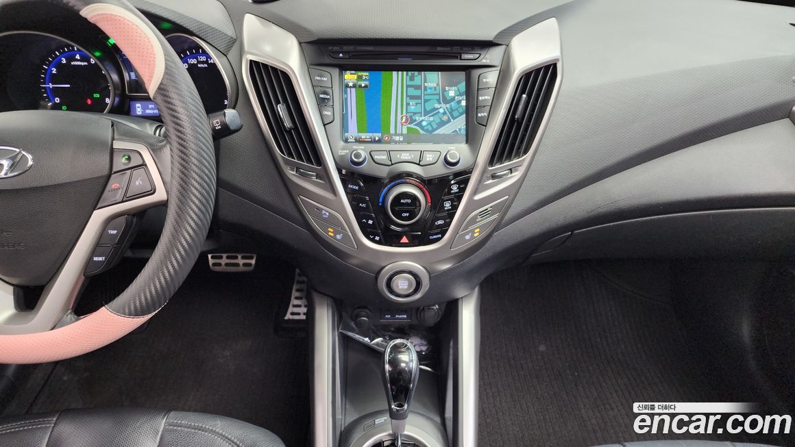 Hyundai Veloster 2012