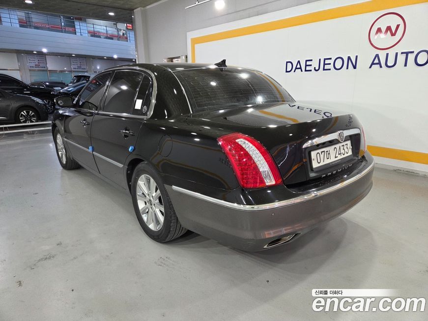 Kia OPIRUS 2010