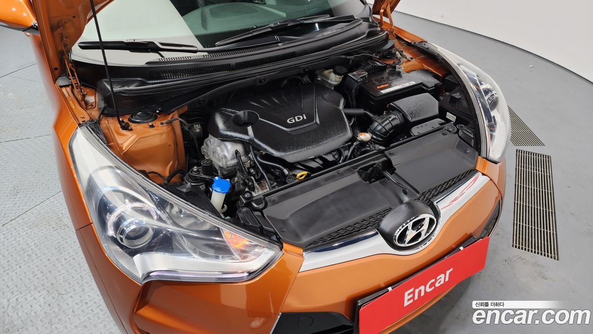 Hyundai Veloster 2012