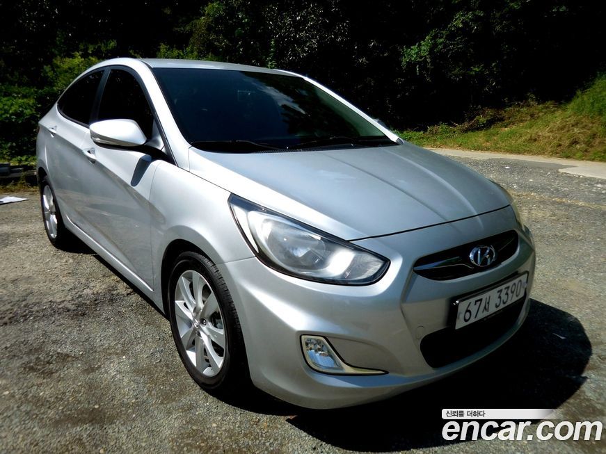 Hyundai Accent 2012