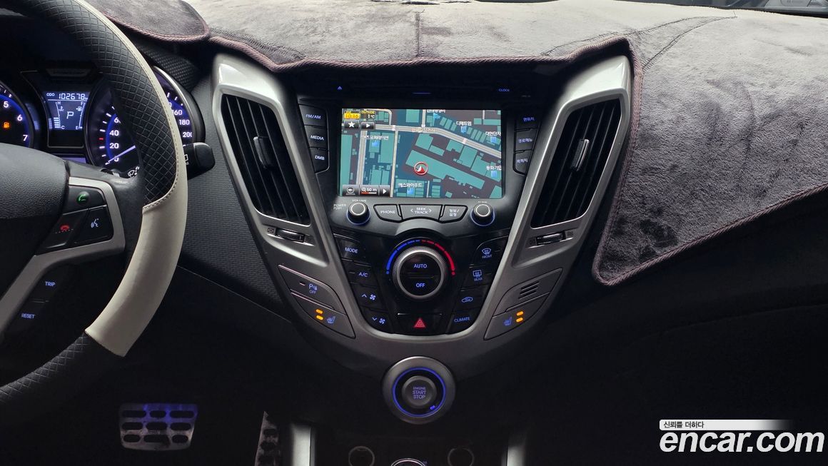 Hyundai Veloster 2012