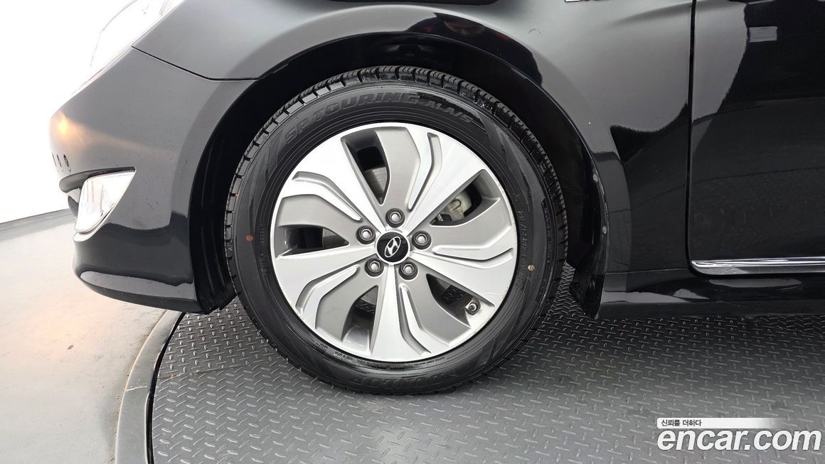 Hyundai Sonata 2013