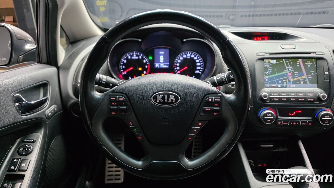 Kia K3 2013