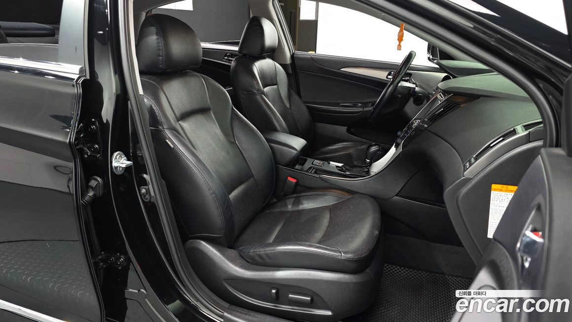 Hyundai Sonata 2013