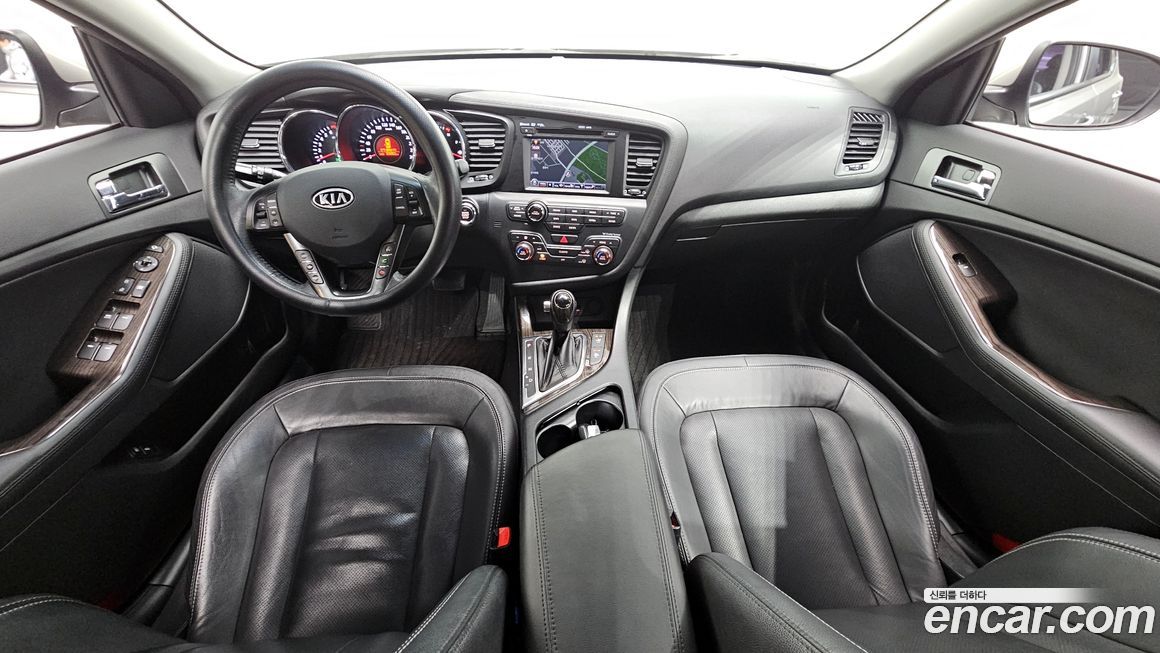 Kia K5 2011
