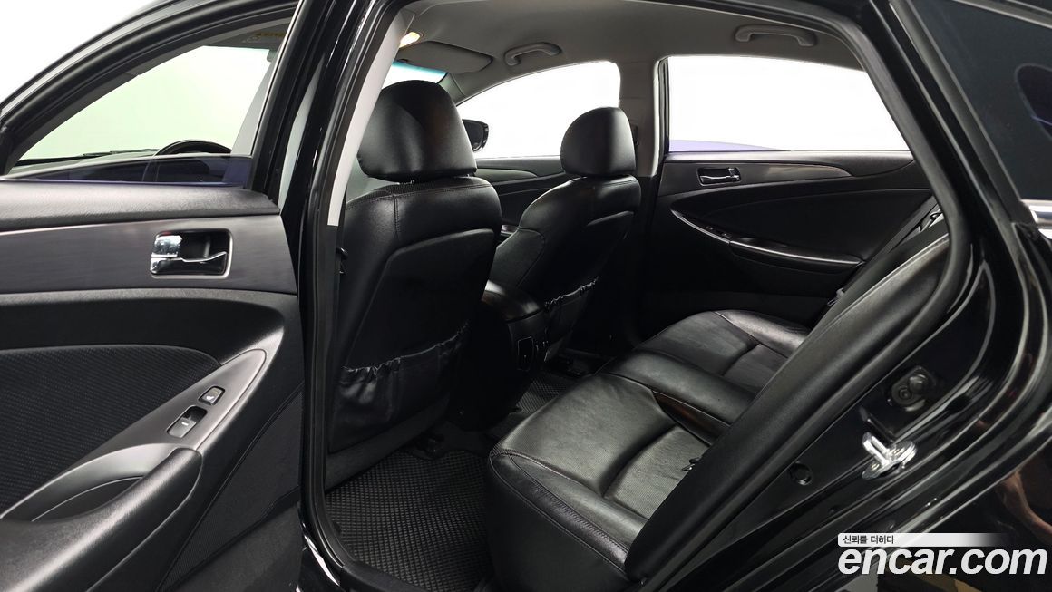 Hyundai Sonata 2013
